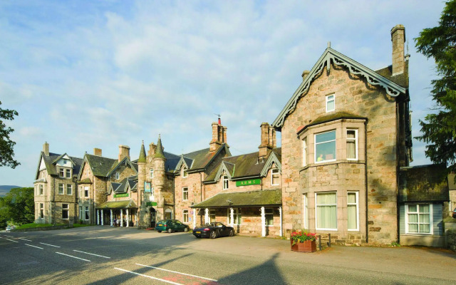 The Invercauld Arms Hotel