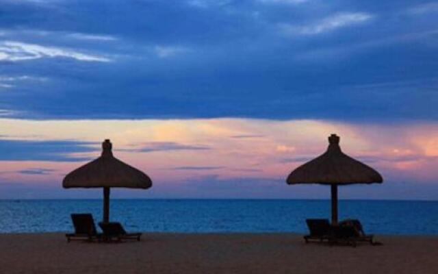 Laura Sea-View Apart