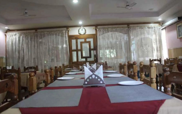 Hotel Sambit Royale