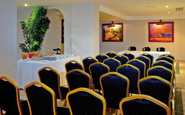 Eurostars Grand Cayacoa