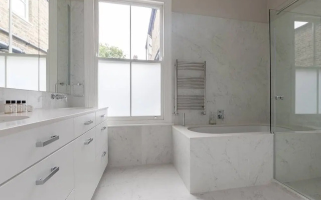 Fentiman Road II by Onefinestay