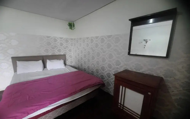 Hotel O Guest House Pak Eman