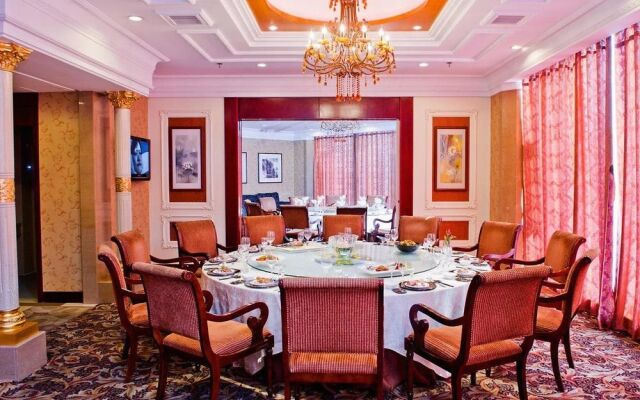 Emeishan Huasheng Spa Hotel