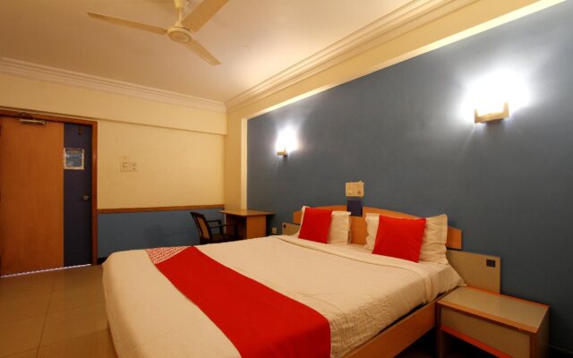 Hotel Dhammanagi Comforts by OYO Rooms