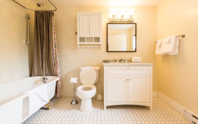 Ocean Island Garden Suites