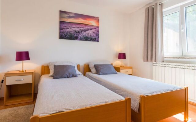 Apartment Cancar Como 34662