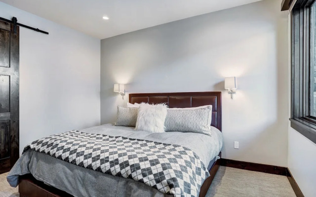 Wintours Leap 4 Bedroom Townhouse by RedAwning