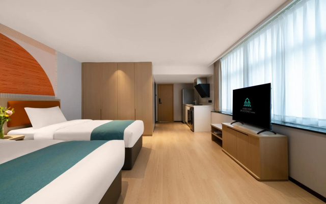 Guang Dong Hotel – Guest Rooms – Guangzhou