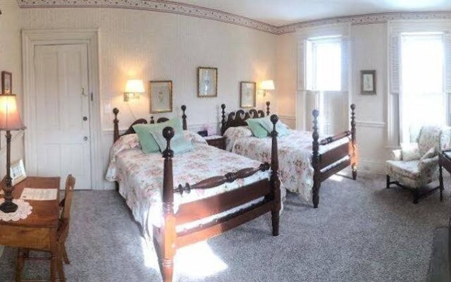 The Inn at the Green