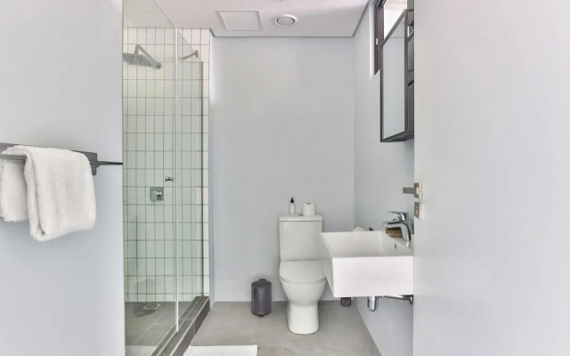 Lovely Couples Retreat Studio Apartment!