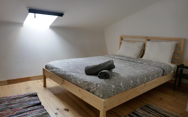 TT Anjos Lisbon Rooms