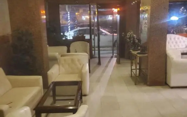Dreamers Hotel