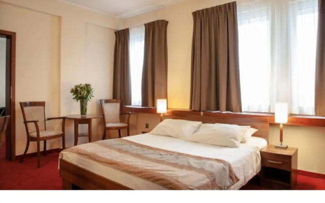mHotel