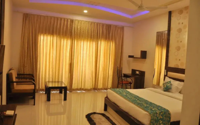 Hotel Shashinag Clarks Inn