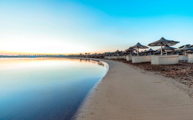 Sunrise Mamlouk Palace Resort