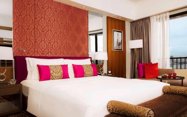 Sofitel Philippine Plaza
