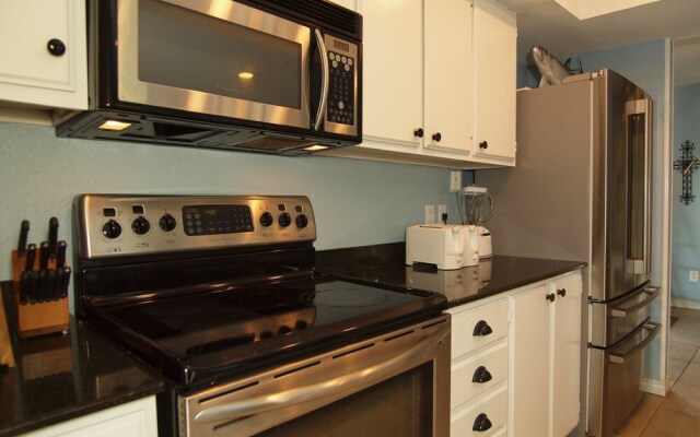 Cyndy s Beach House TS528