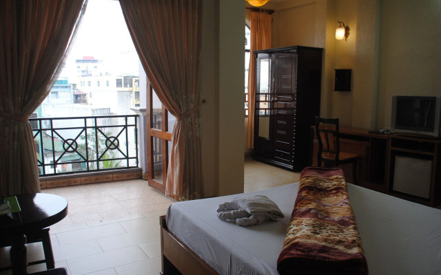 Sunny B Hotel