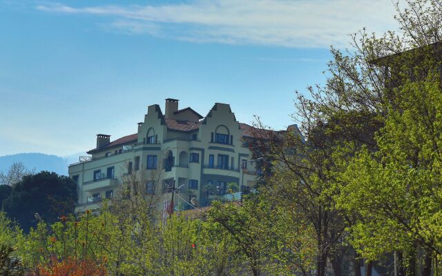 Blue Diamond Ataturk Palace