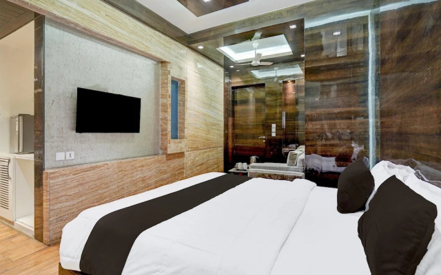 Modern Comfort Stays at Swarop Nagar Kanpur