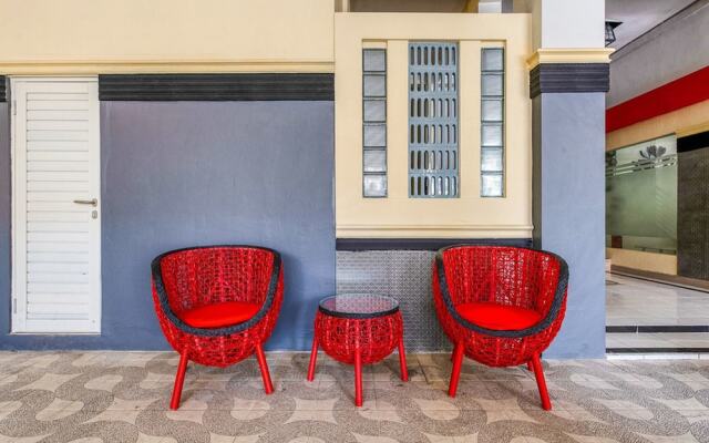 RedDoorz Syariah @ Kertomenanggal Surabaya