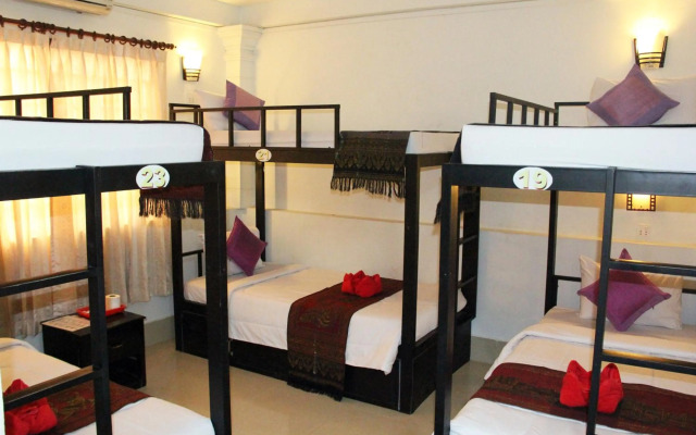 Tropical Breeze Guesthouse