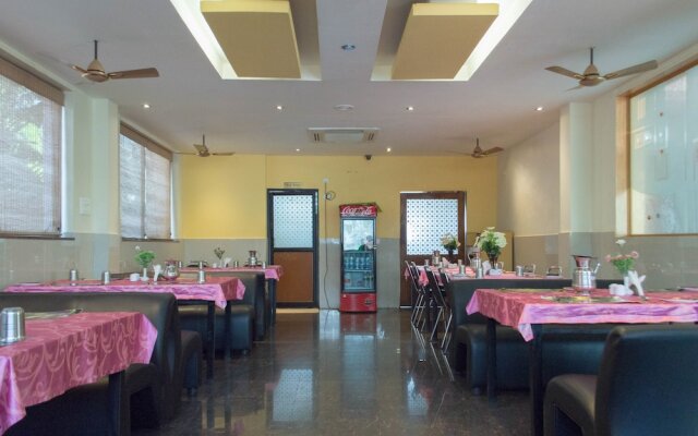 Hotel Raks Thanjavur