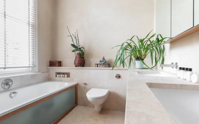 Poplar Grove II by Onefinestay