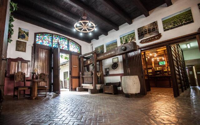 Hotel Stari Podrum