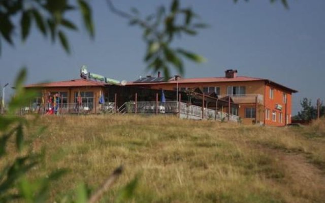 Motel Sarnitsa