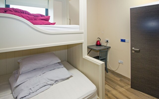 Canolfan Y Fron - Hostel