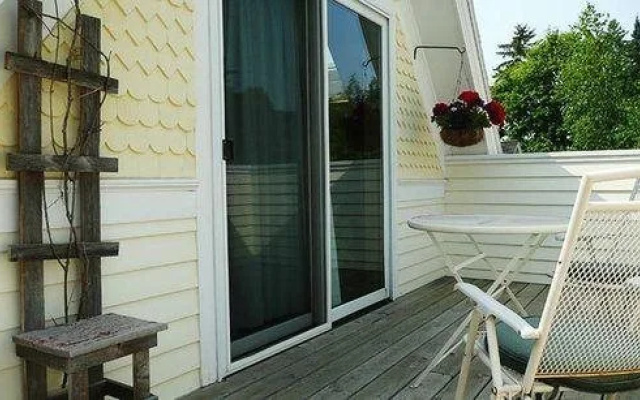 The Black Walnut Guest House