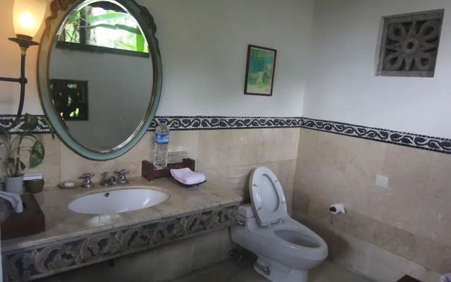 Taman Bebek Resort & Spa