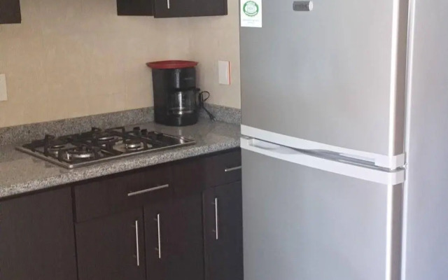 Hotel y Suites Los Encantos