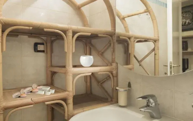 Duse Halldis Apartment