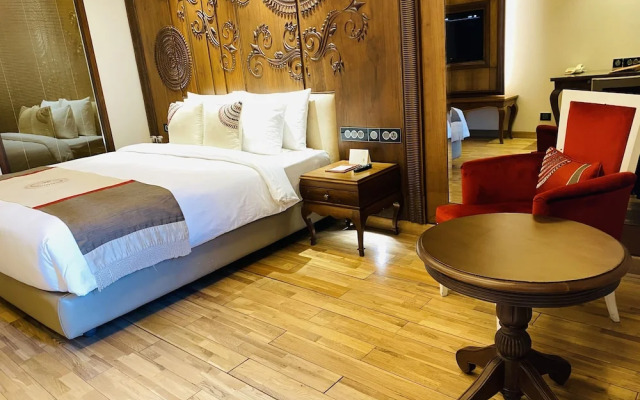 Seven Seas Hotel