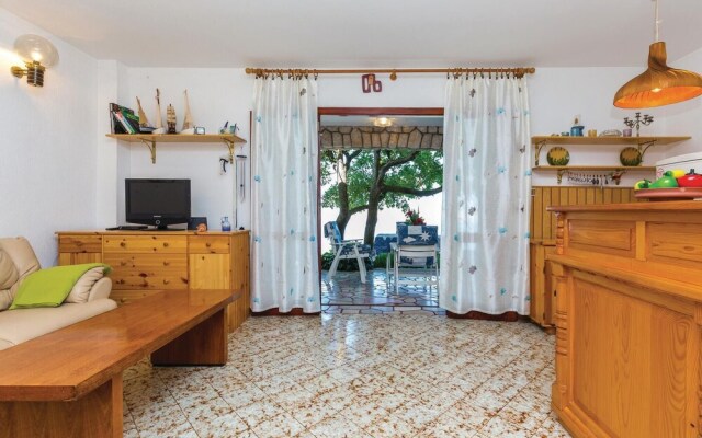 Beautiful Home in Jadranovo With Wifi and 3 Bedrooms