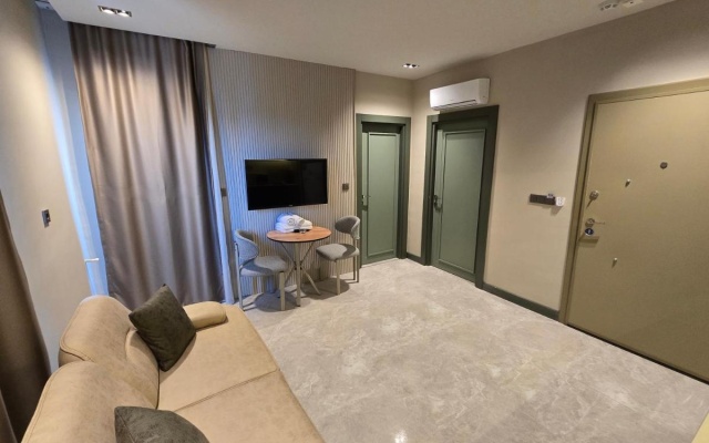Meyde Plus Suites