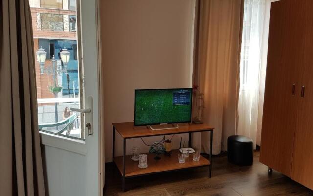 Apartment Giorgi Mazniasvhili