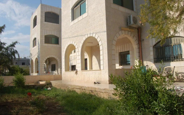 Jericho Waleed's Hostel