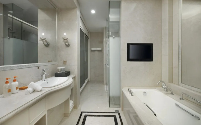 Nanchang Ligao Crowne Plaza Hotel