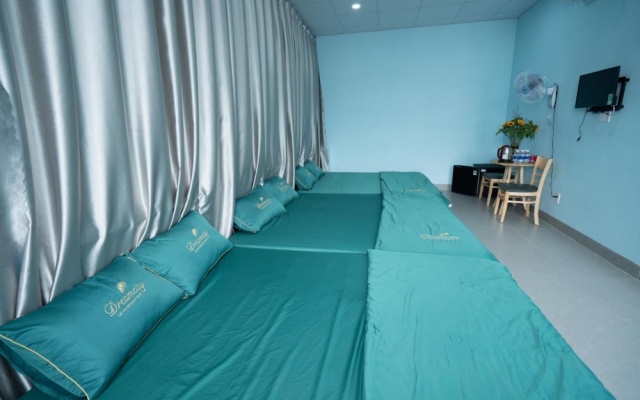 Nguyen Khang Hotel – Guest Rooms – Vung Tau