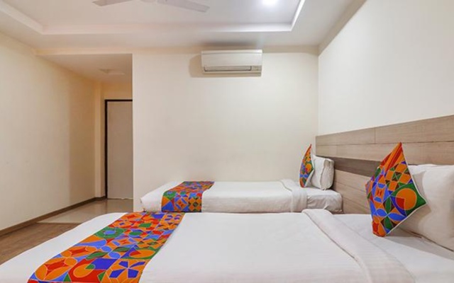 Fabhotel Pride Inn Financia
