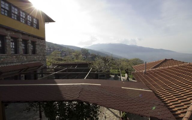 Pliades Hotel
