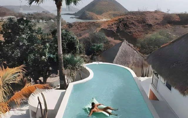 Mohini Komodo Resort