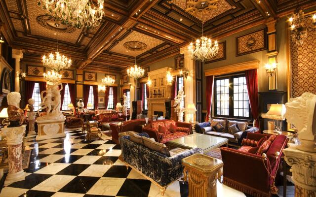 The Old England Manor