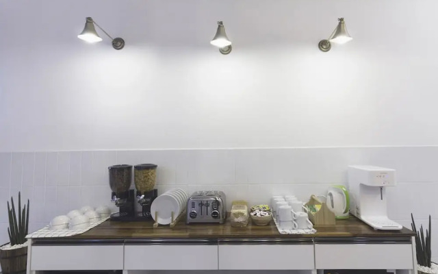 Hwadam Inn - Hostel
