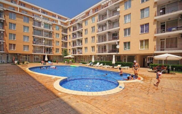 Sunny Day 2 Menada Apartments