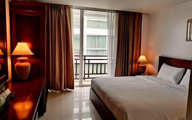 Sabaidee at Lao Hotel