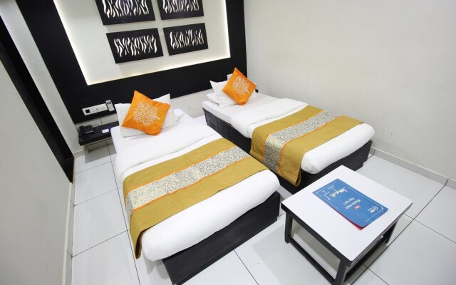 OYO 1319 Hotel Paramount Inn